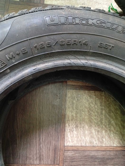 Шина ,зимняя резина Goodyer 135/65/R14