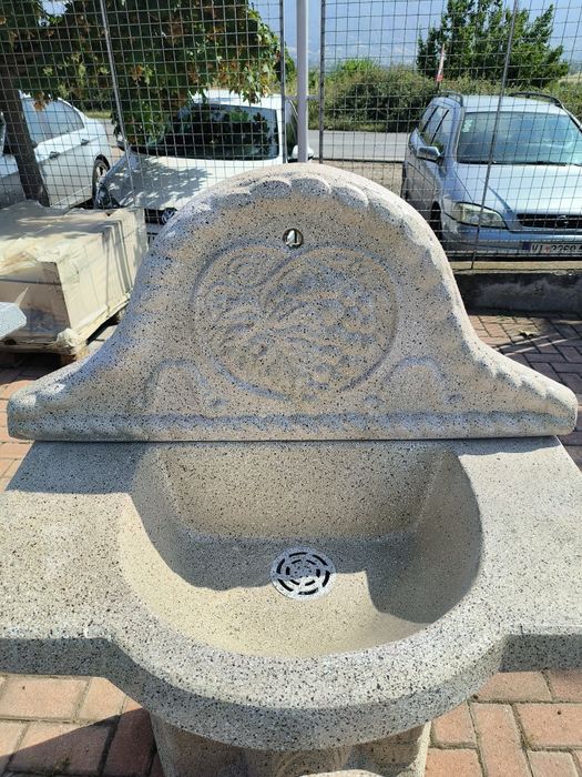 Бетонови масивни мивки