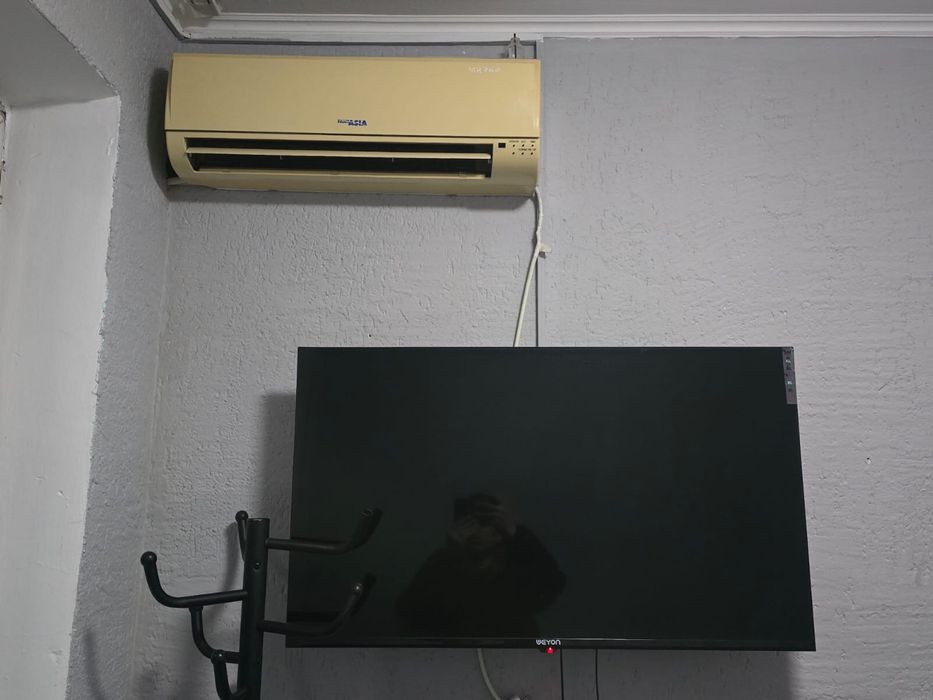 Телевизор и кондиционер