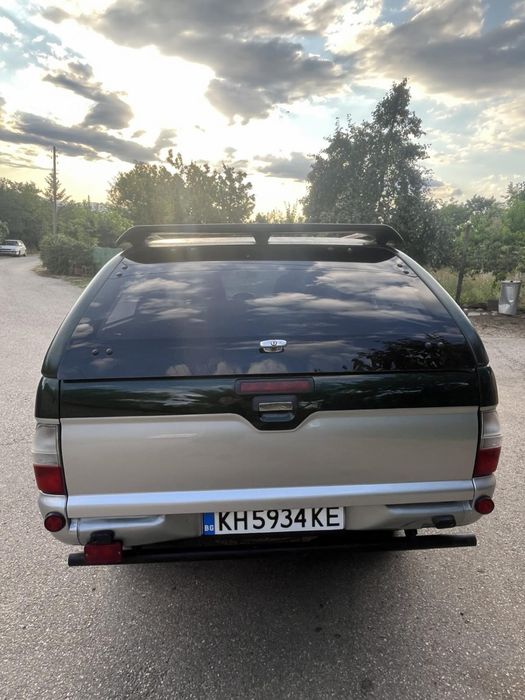 Mitsubishi L200 2.5 TD 4x4 2002 г• Двойна кабина • Хардтоп •
