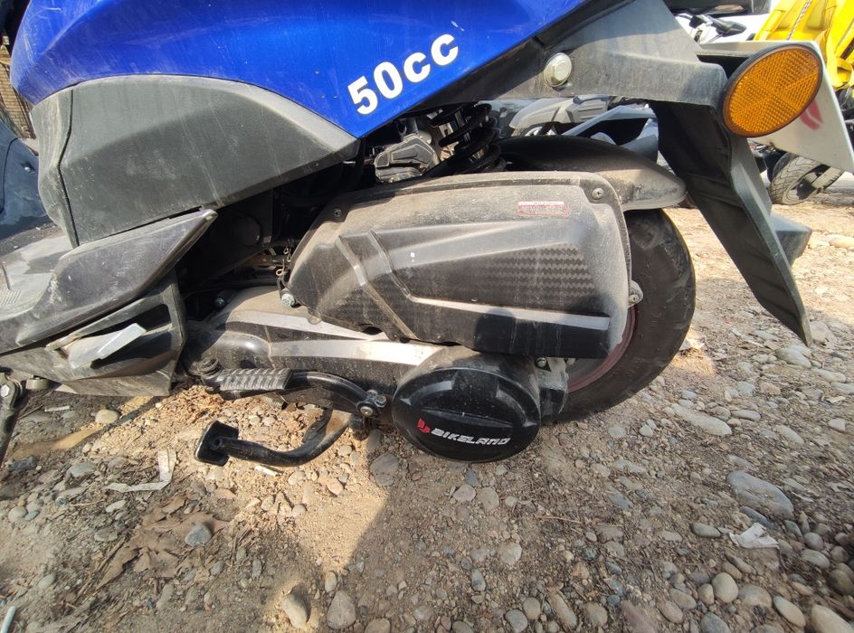 Baikend skuter 150 kubali 5 litr bak hajmi 100 km ga 2,5 - 3 litr yeyd