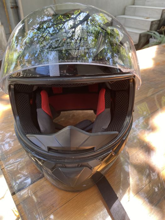 Каска за мотоциклет шлем