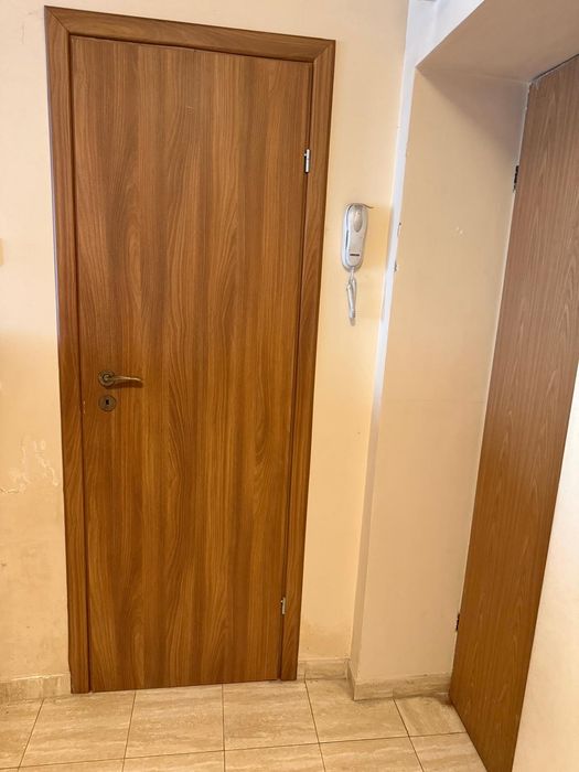 2 x uși interior.
