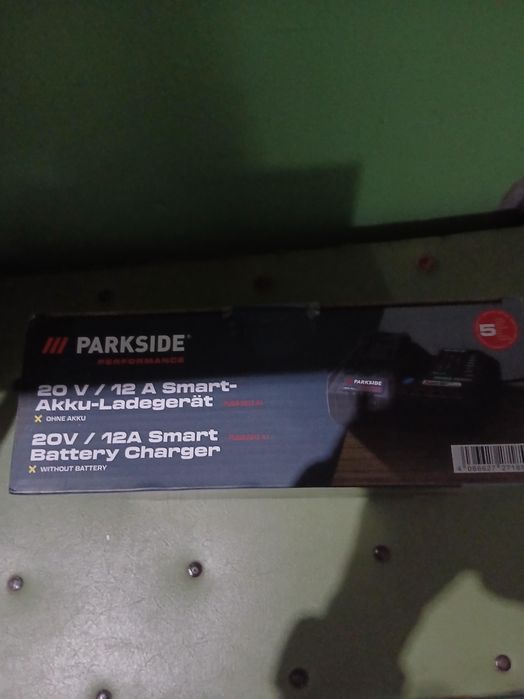 Smart Зарядно Устройство Parkside Performance 20V / 12A