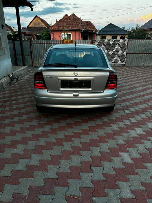 Opel astra 1.6 benzina
