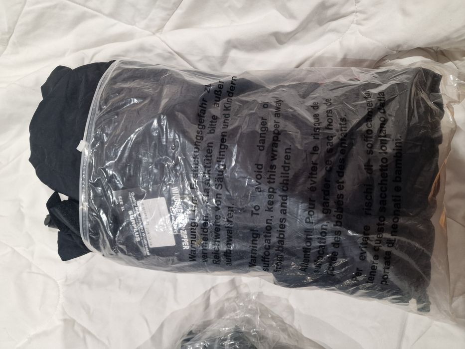 Чисто ново ,черно яке!