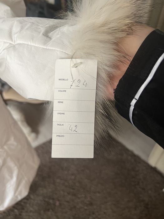 Blanuri si gecute de piele naturala