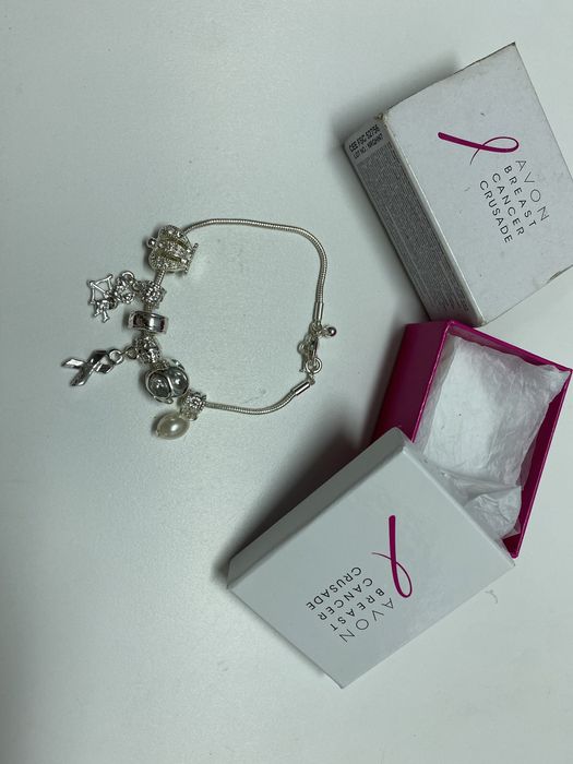 Нова гривна в оригиналната си опаковка