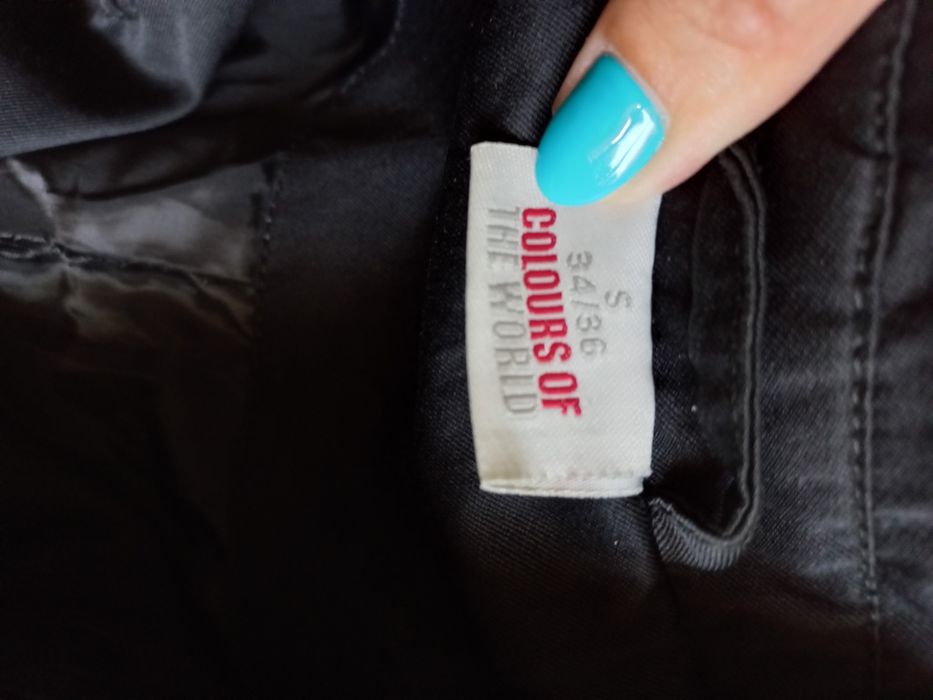 черен тренч пролет-есен