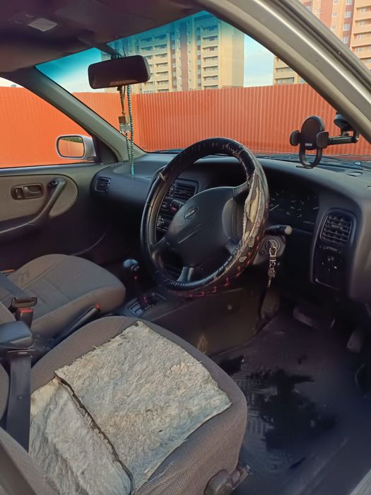 Nissan Primera 1995г