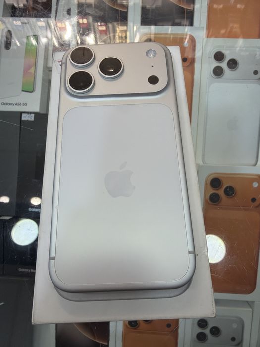 Apple iphone 17 pro 256 gb 1 sim silver ideal sastayana