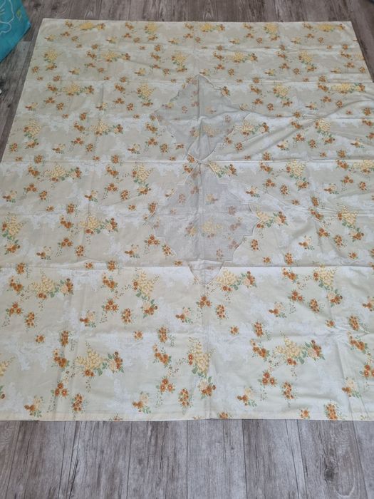 Vand fata de plapuma