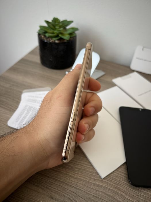 iPhone Xs, НА ЧАСТИ - камера, корпус, дисплей, батерия, букса и др.