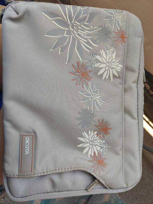 Чисто нов калъф за лаптоп Dikota