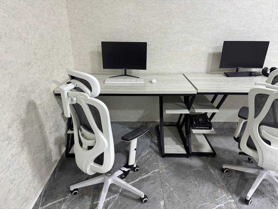 Kreslo Sto`l  ekran Klaviatura Mishka Sro`chna Sotiladi 2 ta Kamplekt