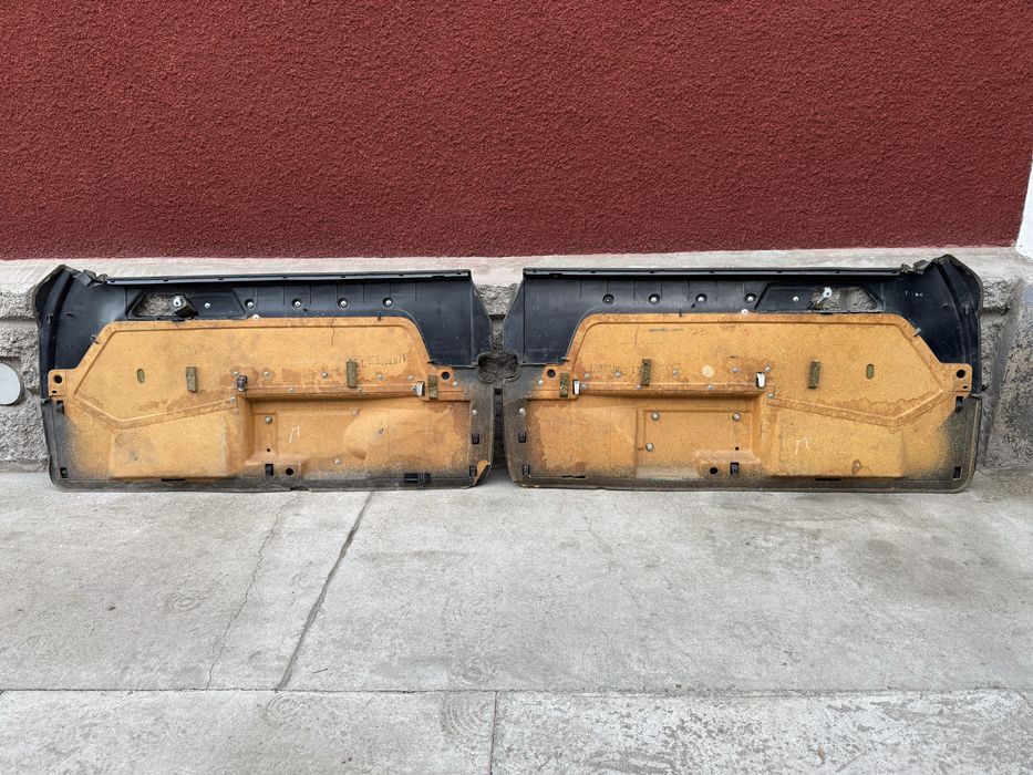 Дверные карты Mercedes W124 купе