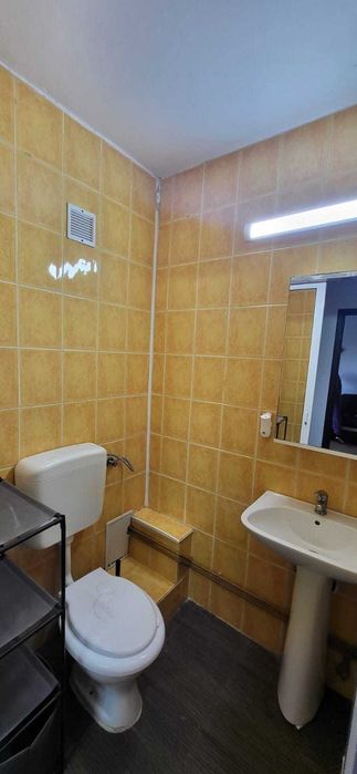 Garsonieră de închiriat