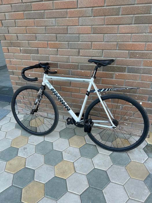 Фикс Unknown, продам за 73к, торг есть