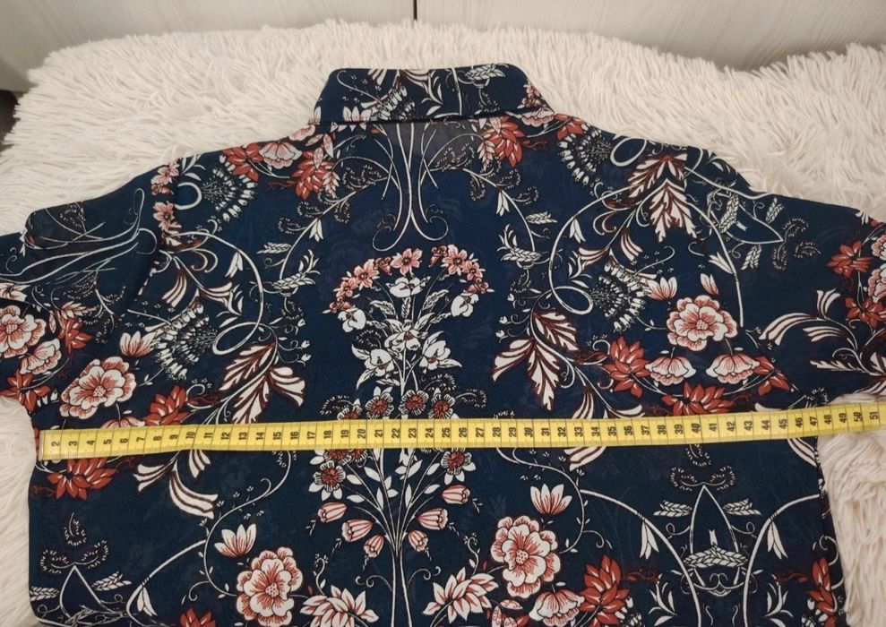 Cămașă elegantă, subțire, impecabilă!