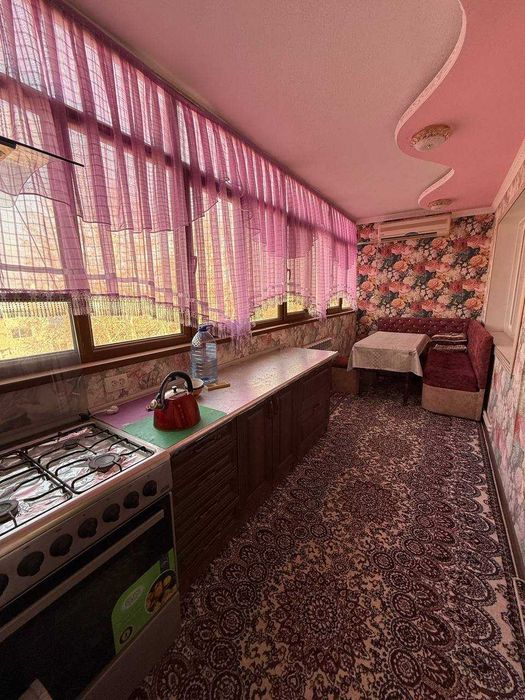 3х комнатная квартира 77-серия, со всеми удобствами, Фрунзе