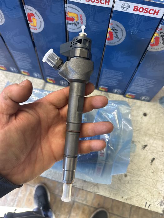 Injectoare Bosch Vw/Audi/Skoda/Seat 1.6 tdi 0986435241