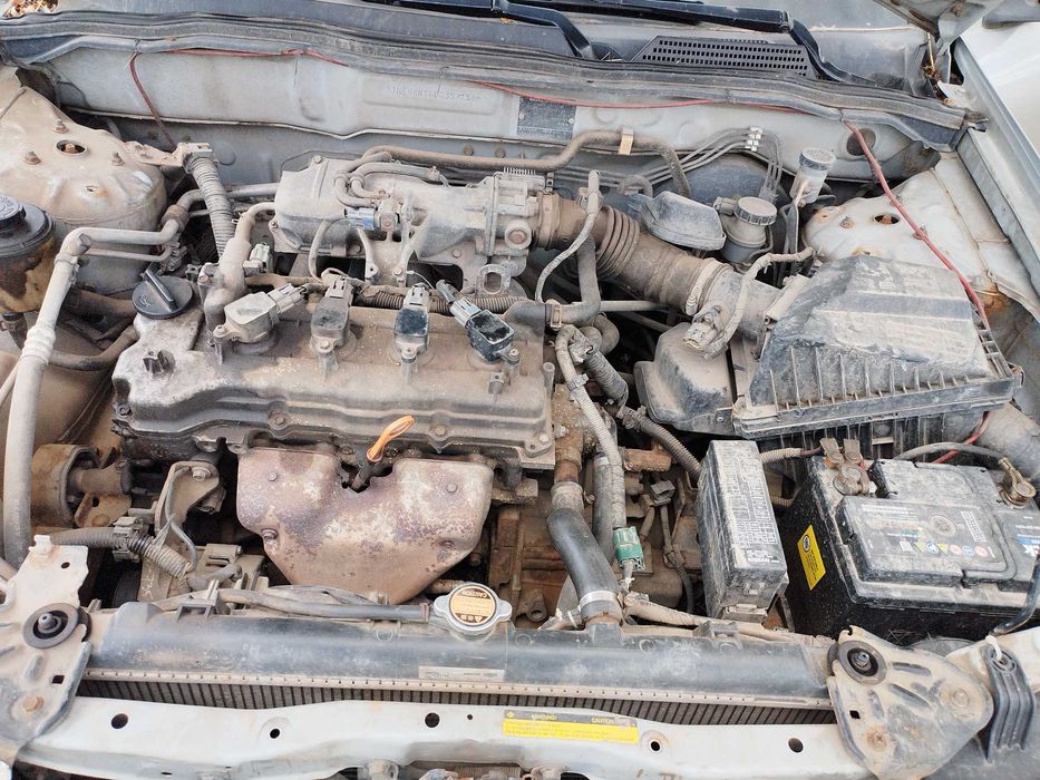 Nissan Almera 1.5/98 на части.