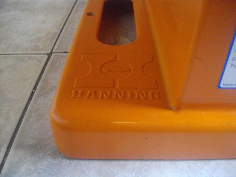 HANNING 700W 3,2A електрически немски настолен циркуляр професионален