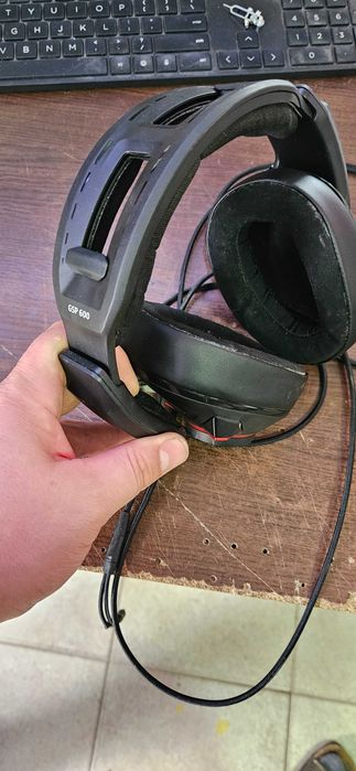 Căști Gaming Sennheiser GSP 600 – Sunet Premium, Stare Foarte Bună