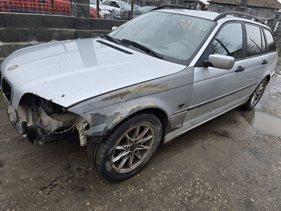 Продавам бмв е46 2.0д на части