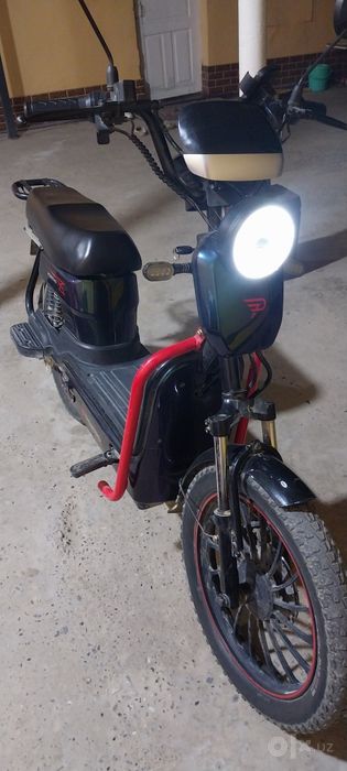 skuter sotiladi srochniy!