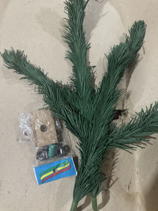 Склодная искуственая пушистая елка СССР новая