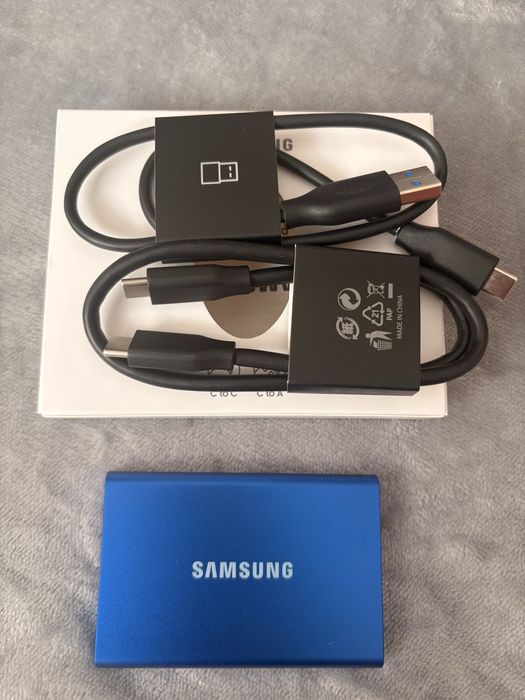 SSD extern Samsung T7 1TB – NOU, nefolosit, doar desfăcut pt poze