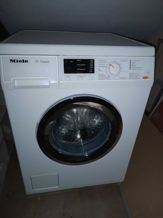 Пералня Miele и Whirlpool  за части