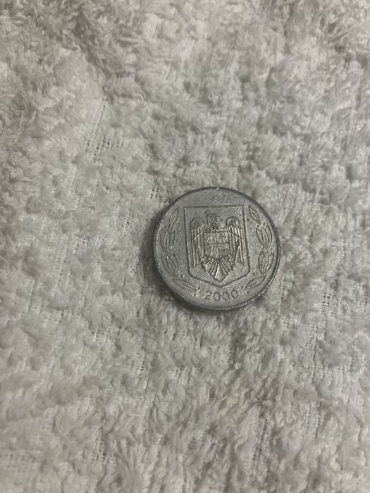 Vand moneda de 500 de lei anul 2000