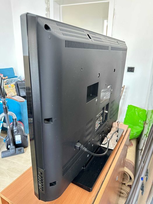 Отдам 2 телевизора