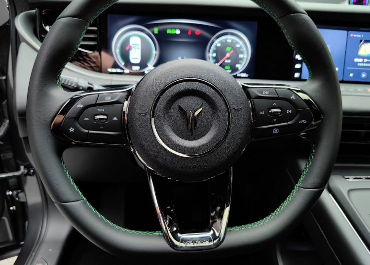 VOYAH Free appolo tech 2025