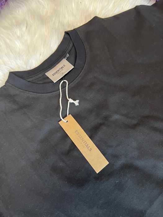 Tricou Essentials negru
