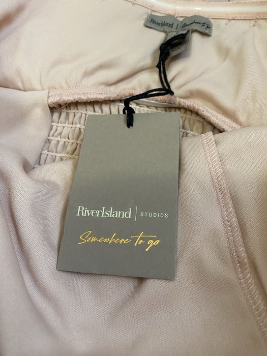 Дамска рокля за повод