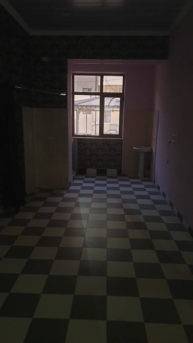 Srochna " Magazin " sotiladi 23 kvadrad ..manzil  mikrayon arka