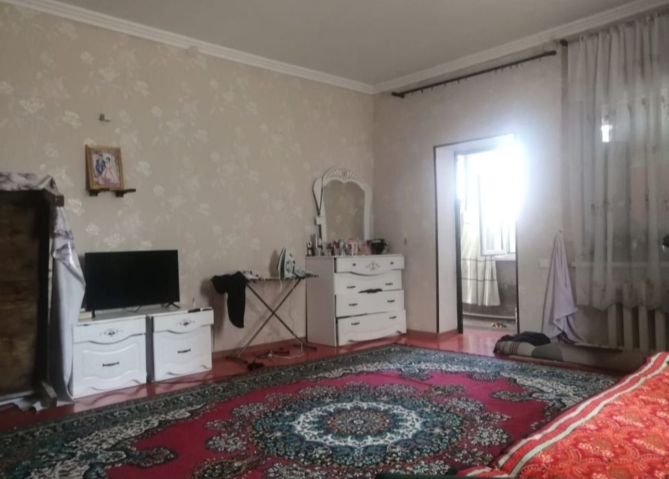 Срочно продам 2 дома на одном участке