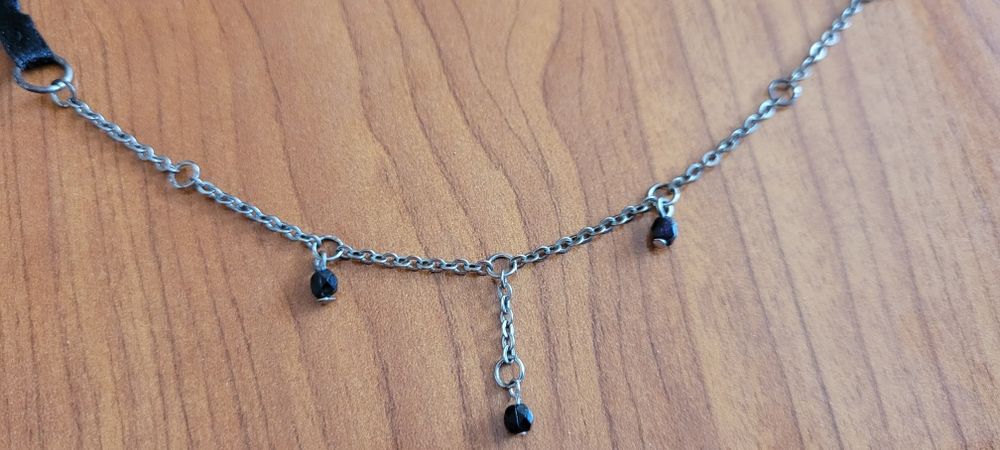 Colier cu snur din satin