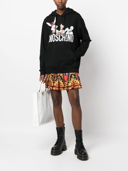 MOSCHINO
Bugs bunny hoodie