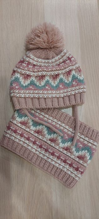 Бебешки комплект шапка и шал яка на Зара за 0-1г