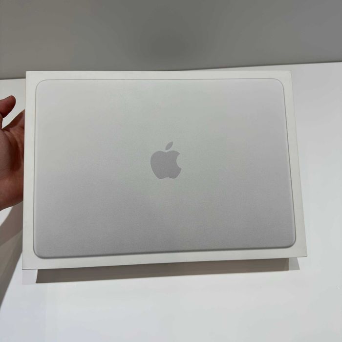 Macbook Neo 13-inch Silver 8/256GB