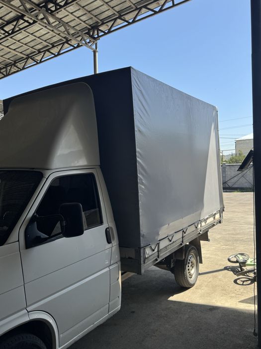 Грузовик Фольксваген