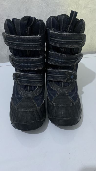 Продам зимние сапоги Geox