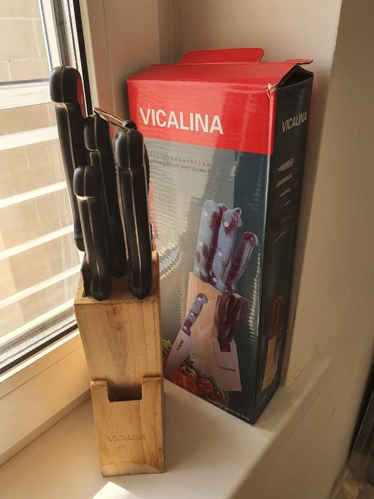 Набор ножей фирмы Vicalina