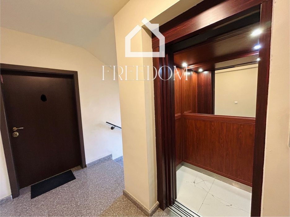 Продава се Тристаен апартамент в Варна, Център - 92 кв.м за 2772 €/кв.м - Снимка #9