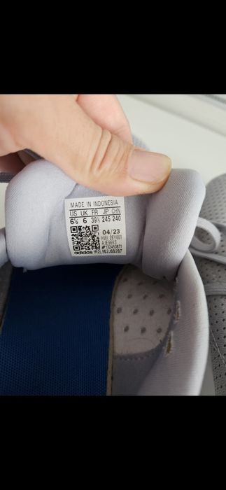 Кроссовки Adidas (оригинал)