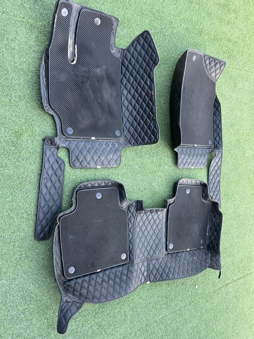 Продам полики 3 д камри 50-55